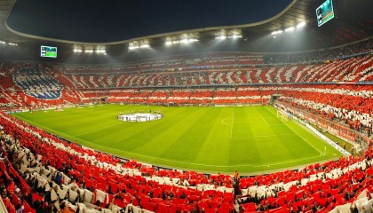 爱游戏中国官方登录入口网站-世界杯半决赛激战正酣，冠军之路如火如荼，世界杯半决赛结果