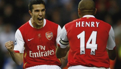 爱游戏官方主页-史上“最精彩”的团队协作，战术大师的完美展示！，团队战sl